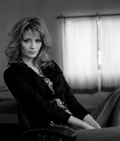 Mischa Barton Photo (  )   /  - 78