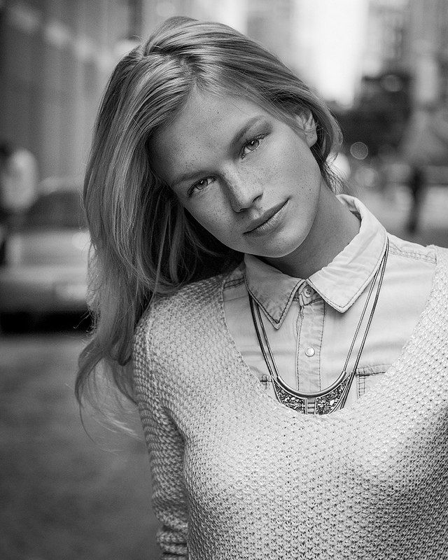 Nadine Leopold Photo (  )   /  - 76