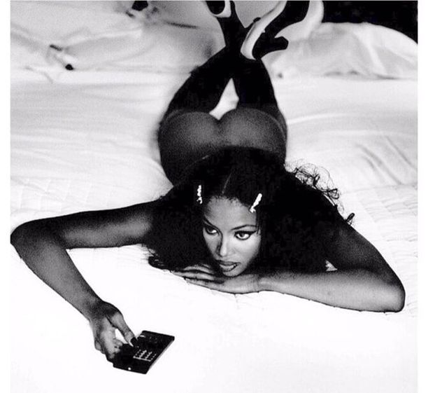   (Naomi Campbell)  -  /  - 57