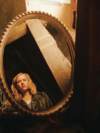 Naomi Watts Photo (  )   /  - 75