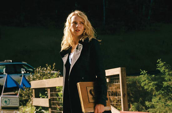 Naomi Watts Photo (  )   /  - 76