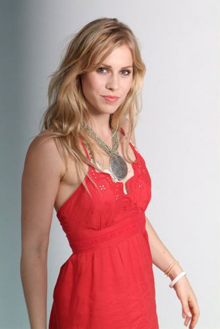 Natasha Bedingfield Photo (  )   /  - 10