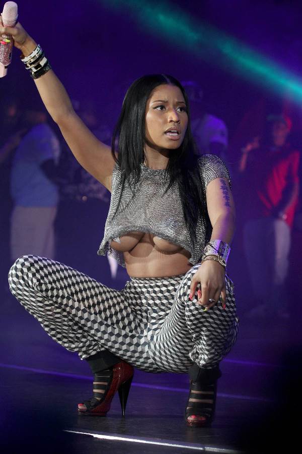 Nicki Minaj Photo (  )   /  - 22