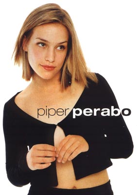 Piper Perabo Photo (  )   ,  /  - 6