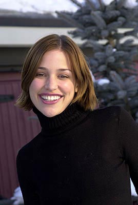 Piper Perabo Photo (  )   ,  /  - 7