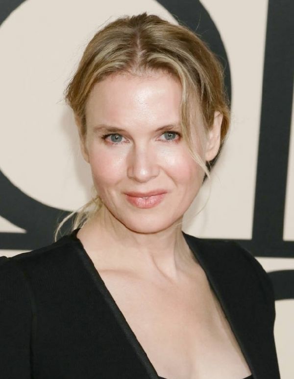 Renee Zellweger Photo (  )    /  - 8