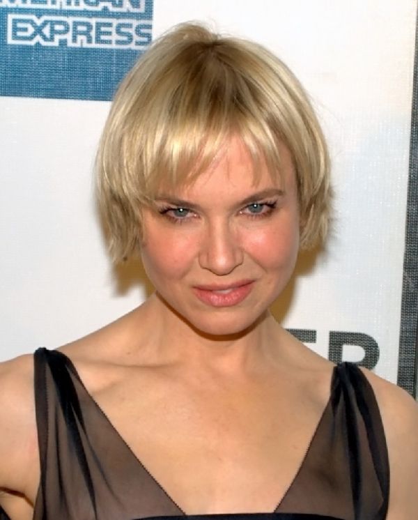 Renee Zellweger Photo (  )    /  - 15