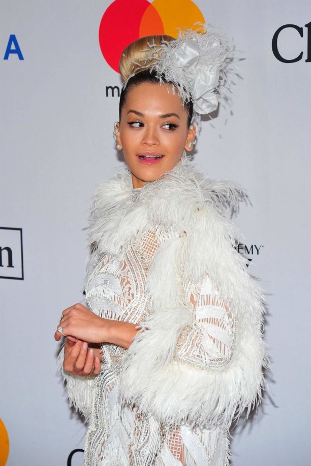 Rita Ora Photo (  )   /  - 14