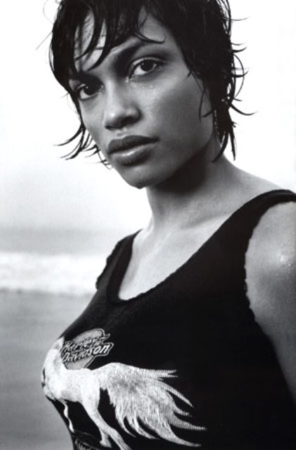 Rosario Dawson Photo (  )   /  - 11