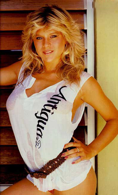 Samantha Fox Photo (  )   /  - 10