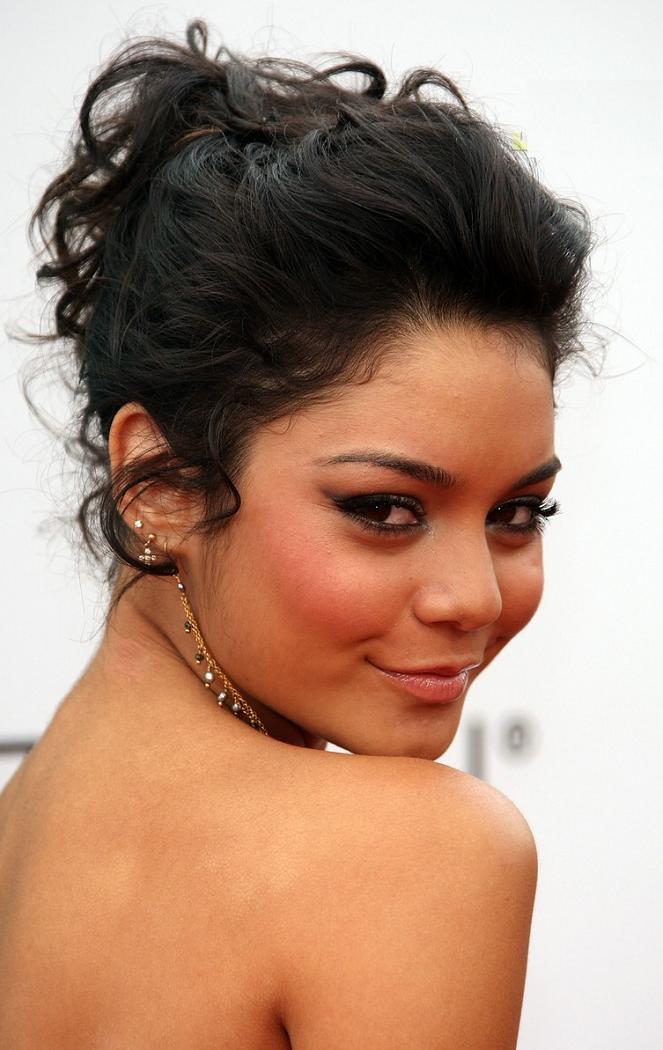 Vanessa Hudgens Photo (  )   /  - 66