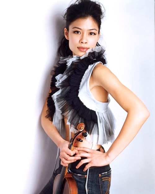 Vanessa Mae Photo (  )   ,  /  - 11