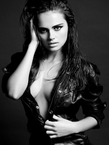   (Xenia Deli)  - ,  62-    /  - 167