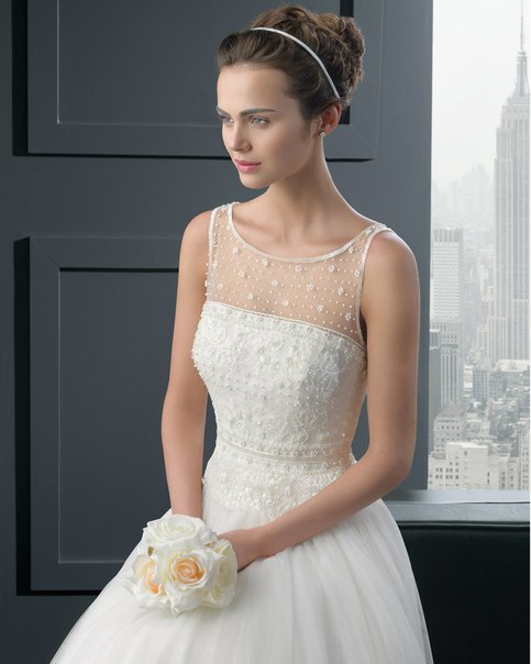   (Xenia Deli)  - ,  62-    /  - 204