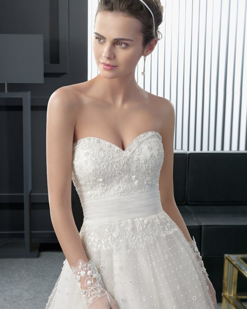   (Xenia Deli)  - ,  62-    /  - 206