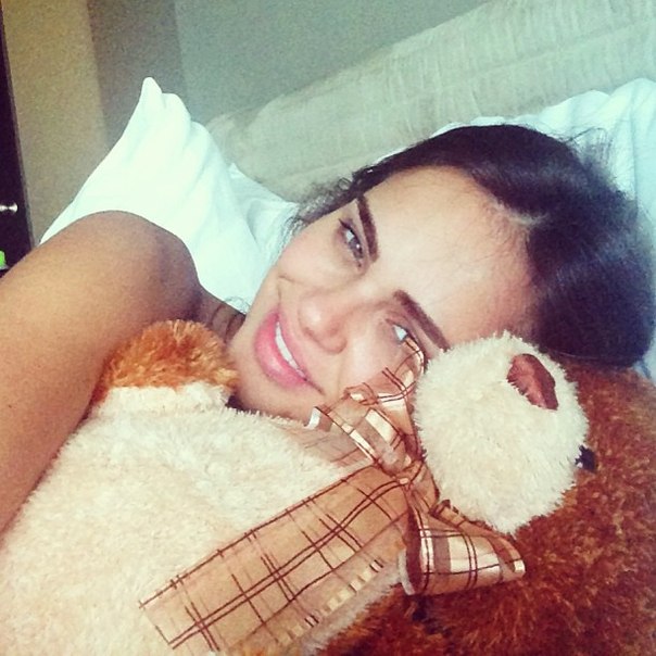   (Xenia Deli)  - ,  62-    /  - 236