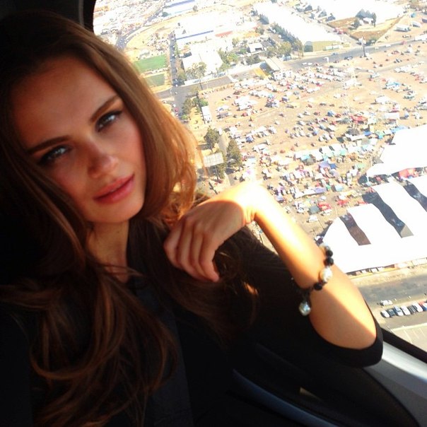   (Xenia Deli)  - ,  62-    /  - 238