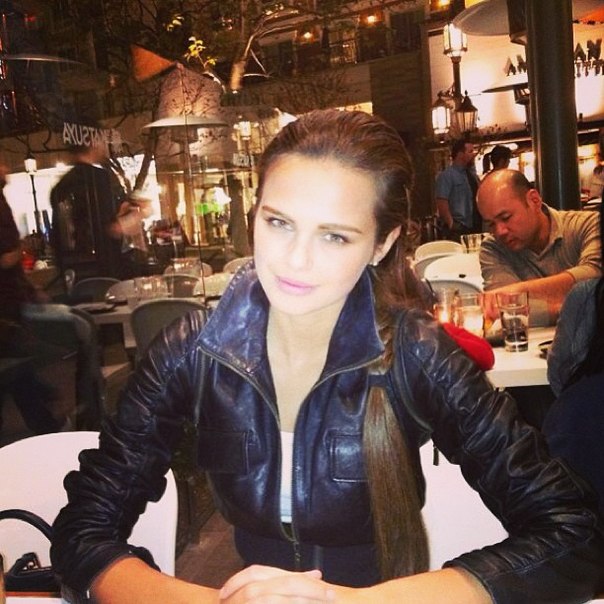   (Xenia Deli)  - ,  62-    /  - 239