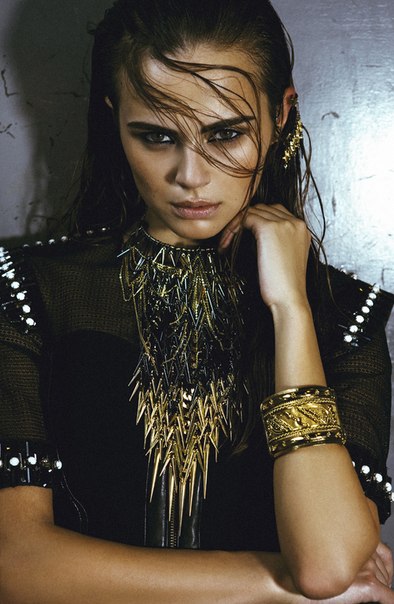   (Xenia Deli)  - ,  62-    /  - 279