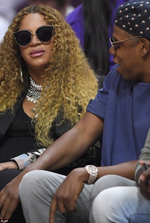 Beyonce Knowles Photo (  )   ,  Jay-Z /  - 52