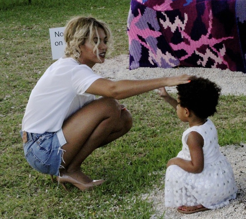 Beyonce Knowles Photo (  )   ,  Jay-Z /  - 172