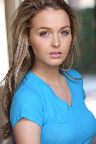 Camilla Luddington Photo (  )  ,  /  - 28