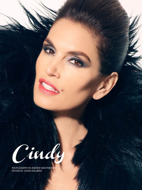 Cindy Crawford Photo (  )  - /  - 50