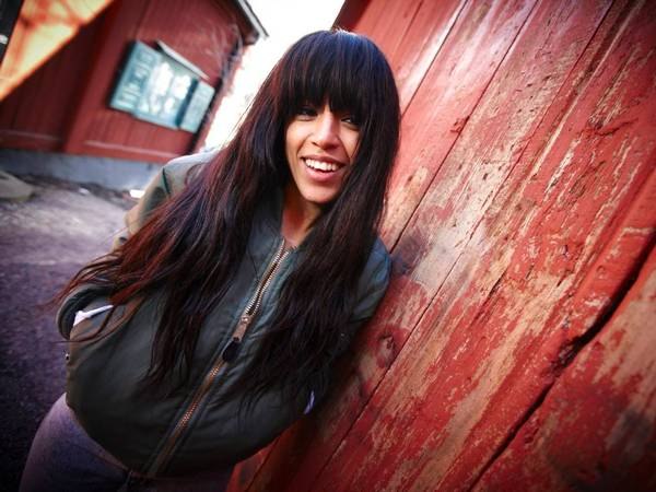 Loreen ()  -   /  - 7