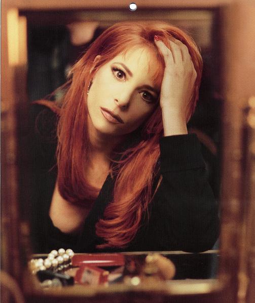 Mylene Farmer Photo (  )   /  - 7