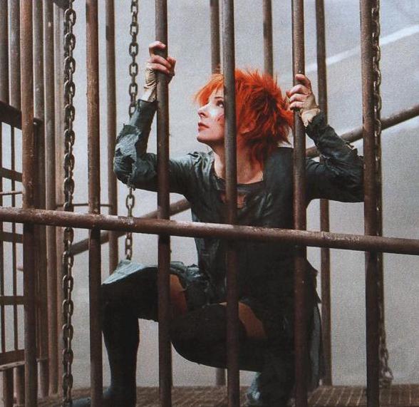 Mylene Farmer Photo (  )   /  - 34