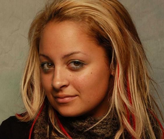 Nicole Richie ( ) /  - 42