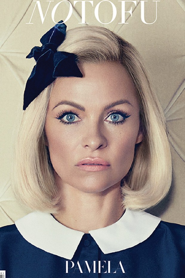   (Pamela Anderson)  - ,  Playboy /  - 69