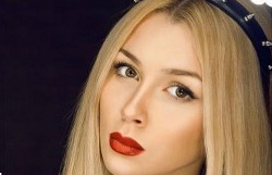 Дочка Заворотнюк Анна Стрюкова представила новую фотосессию