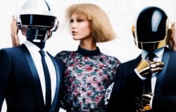 Карли Клосс и роботы Daft Punk для Vogue США