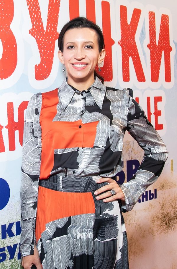 , Ella Original, , , , ,       08.10.19 /  - 30