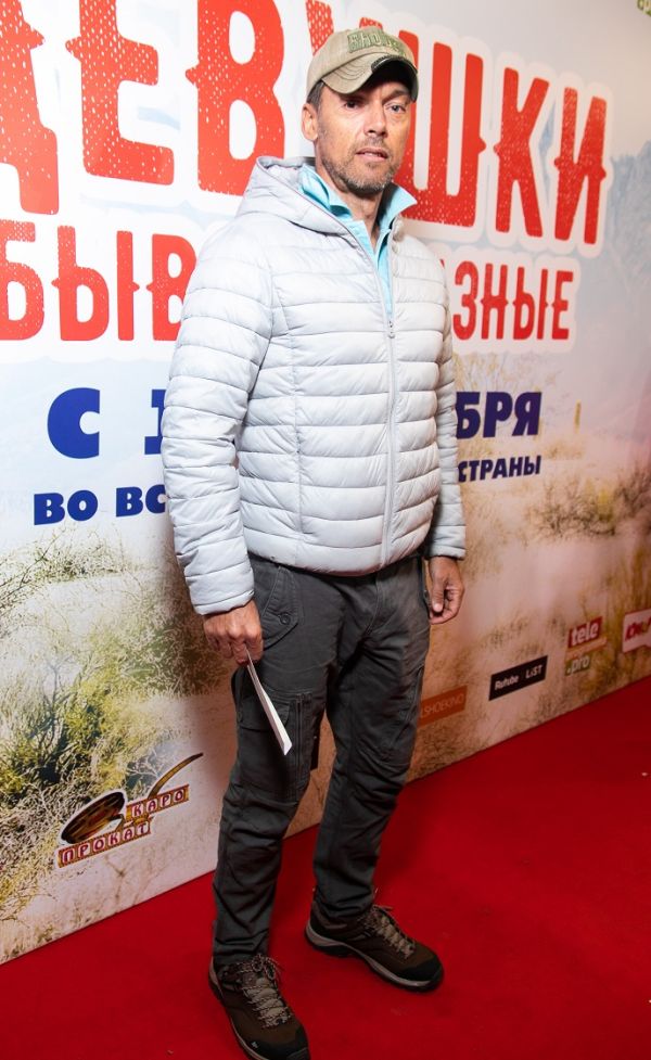 , Ella Original, , , , ,       08.10.19 /  - 53