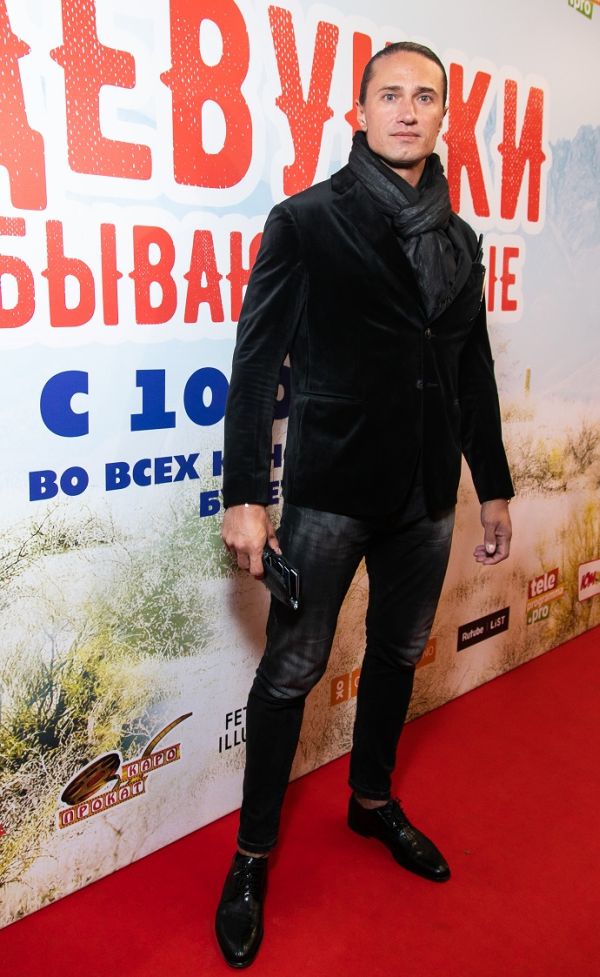 , Ella Original, , , , ,       08.10.19 /  - 72