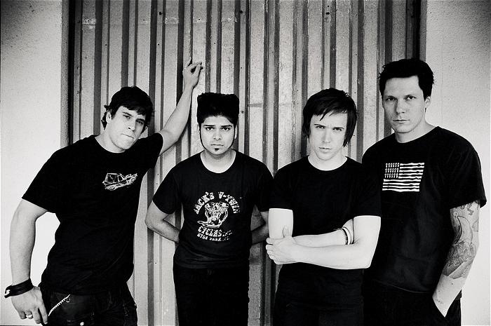 Billy Talent Photo (  )   /  - 2