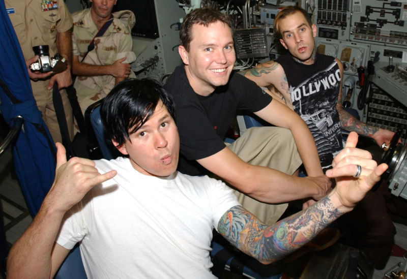 Blink 182 Photo ( 182 )   /  - 5