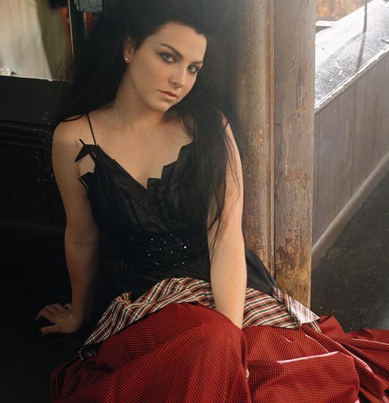 Evanescence Photo ( )   /  - 13