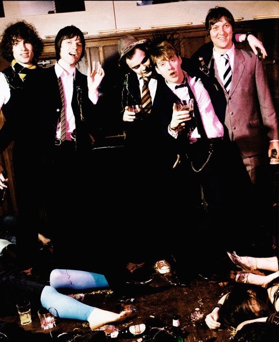 Kaiser Chiefs Photo (  )   -     /  - 11