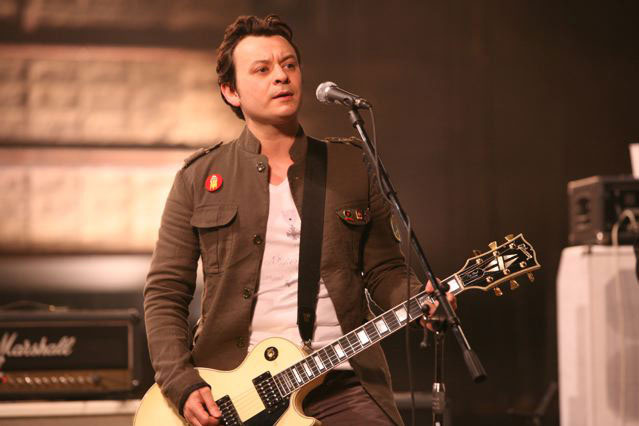 Manic Street Preachers Photo (   )   -,  ,  ,  , ,  /  - 5