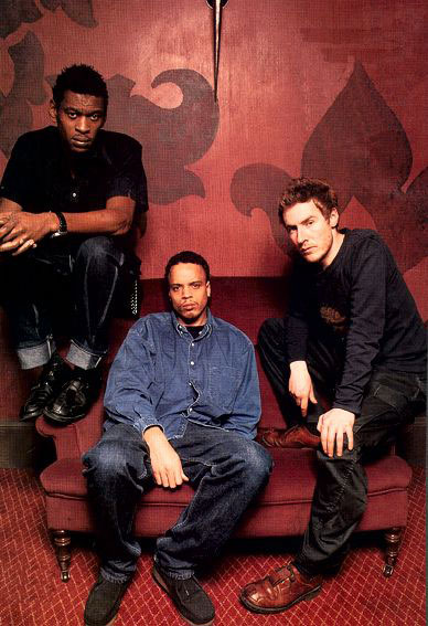 Massive Attack Photo (  )   /  - 3