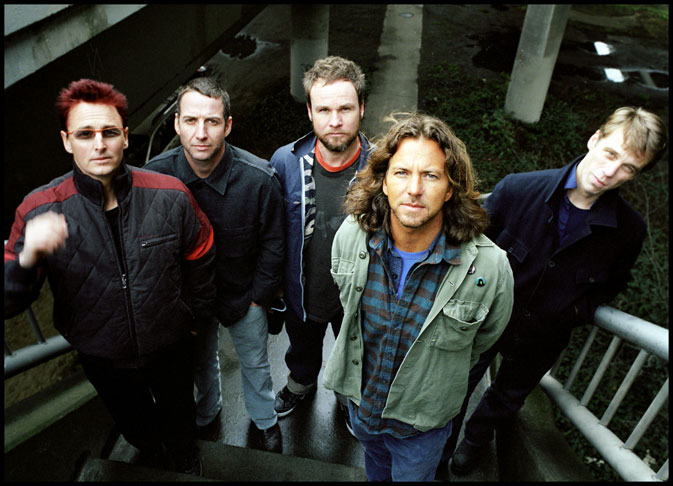 Pearl Jam Photo (  )   /  - 4