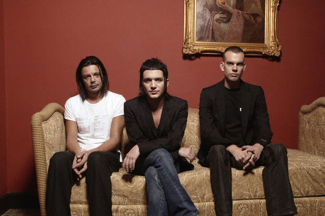 Placebo Photo ( )   /  - 8