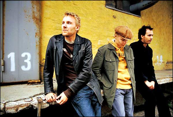 Poets of the Fall Photo (    )   /  - 9