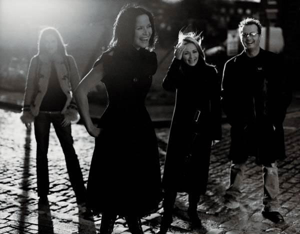 The Corrs Photo ( )   /  - 7