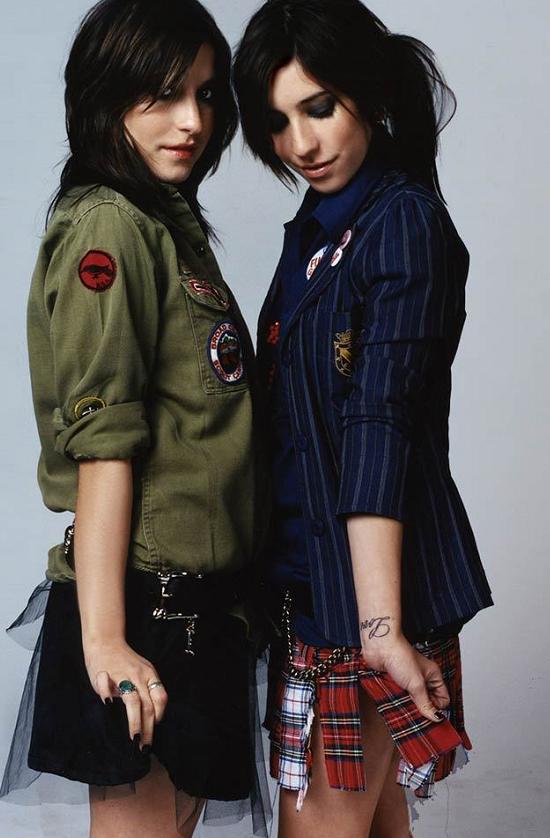 The Veronicas Photo ( )   /  - 2