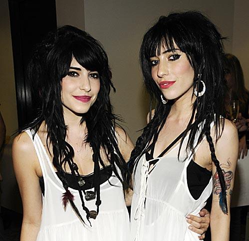 The Veronicas Photo ( )   /  - 9