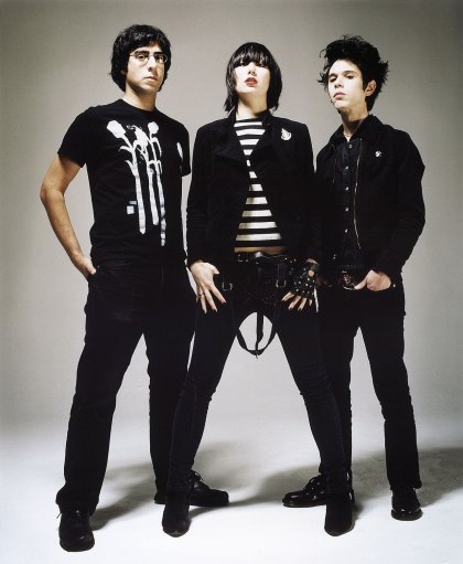 Yeah Yeah Yeahs Photo (   )   /  - 4